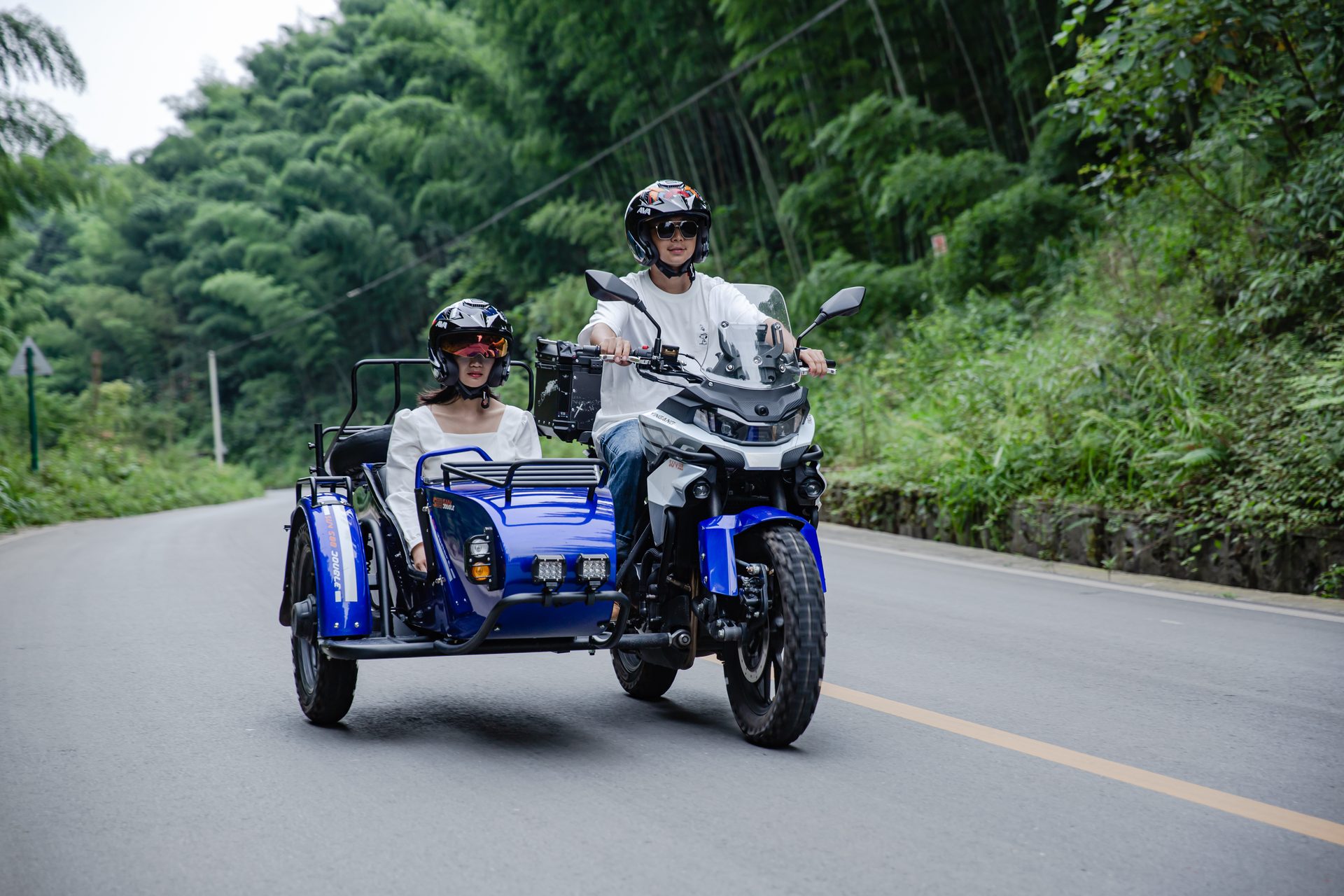 银钢SUV500二代(蓝色)骑行实拍(17)