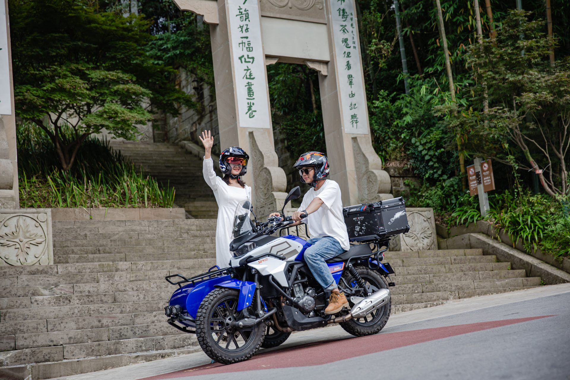 银钢SUV500二代(蓝色)骑行实拍(19)