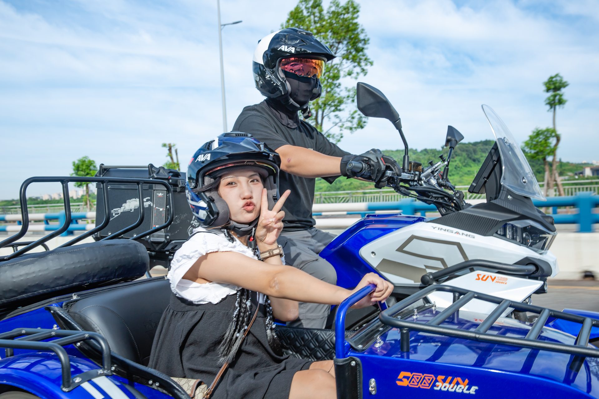 银钢SUV500二代(蓝色)骑行实拍(30)